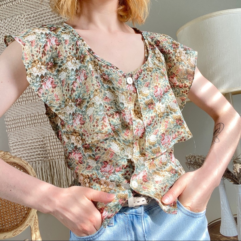 Vintage 90s Floral Ruffle Sleeveless Cropped Top